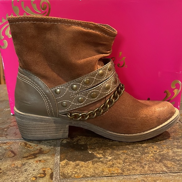 Candie’s Cacuracotan Brown Booties- Size 7 🤎🍂🤠 - Picture 9 of 16